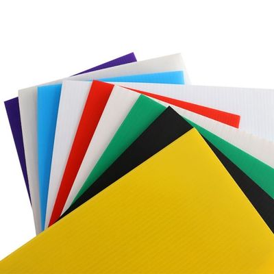 ফাঁকা Coroplast ঢেউতোলা প্লাস্টিক Polypropylene শীট 4x8